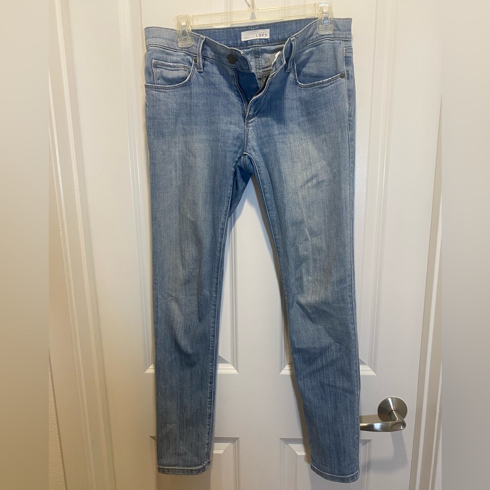 LOFT Medium Wash, Relaxed Skinny Jeans Size 25|0